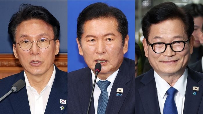 김민석 국무총리(좌), 정청래 전 더불어민주당 대표(중앙), 송영길 더불어민주당 의원(우)