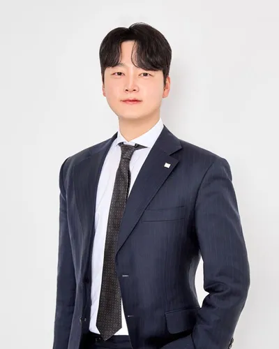 [경제이슈] "모르면 못 받는 정부지원금, '정답'이 알려준다"... 윤장호 본부장, 정책자금 컨설팅 본격화