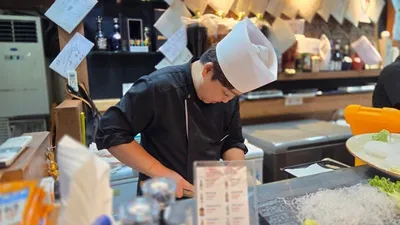 참치 외길 20년, 이제는 후배를 키운다… 이흥선참치 본점 박명수 실장
